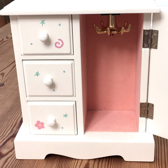 Music Box Jewelry Armoire - Picture 5 of 7